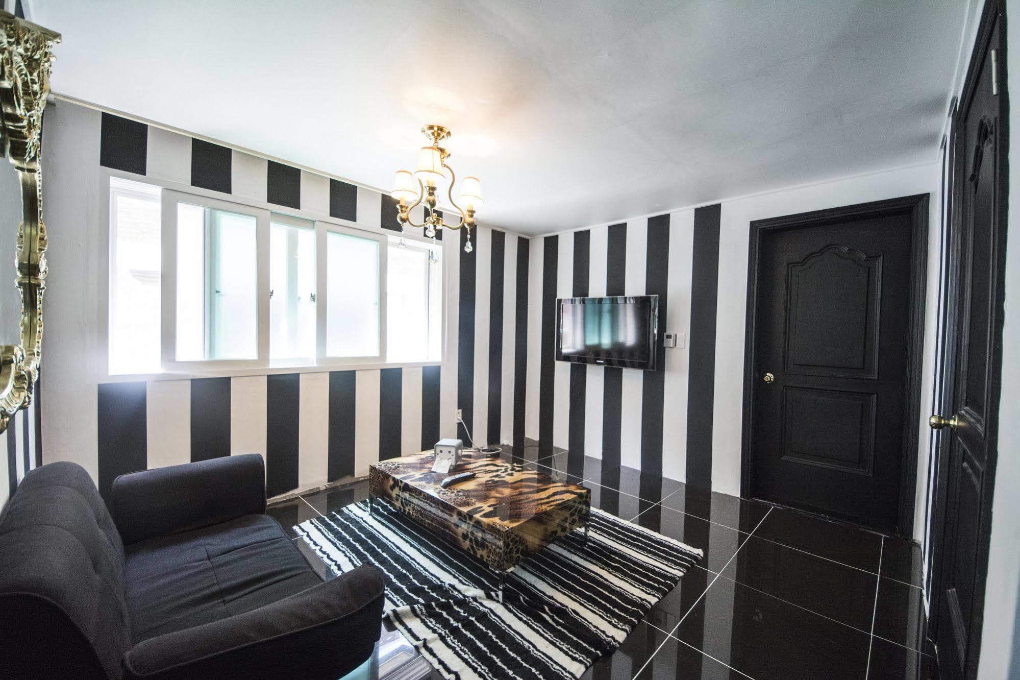 סיאול Nanu Guesthouse Black Apartments מראה חיצוני תמונה